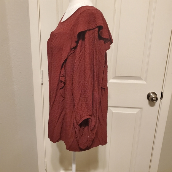 Universal Thread Crew Neck Ruffle Top - Red - Picture 5 of 6